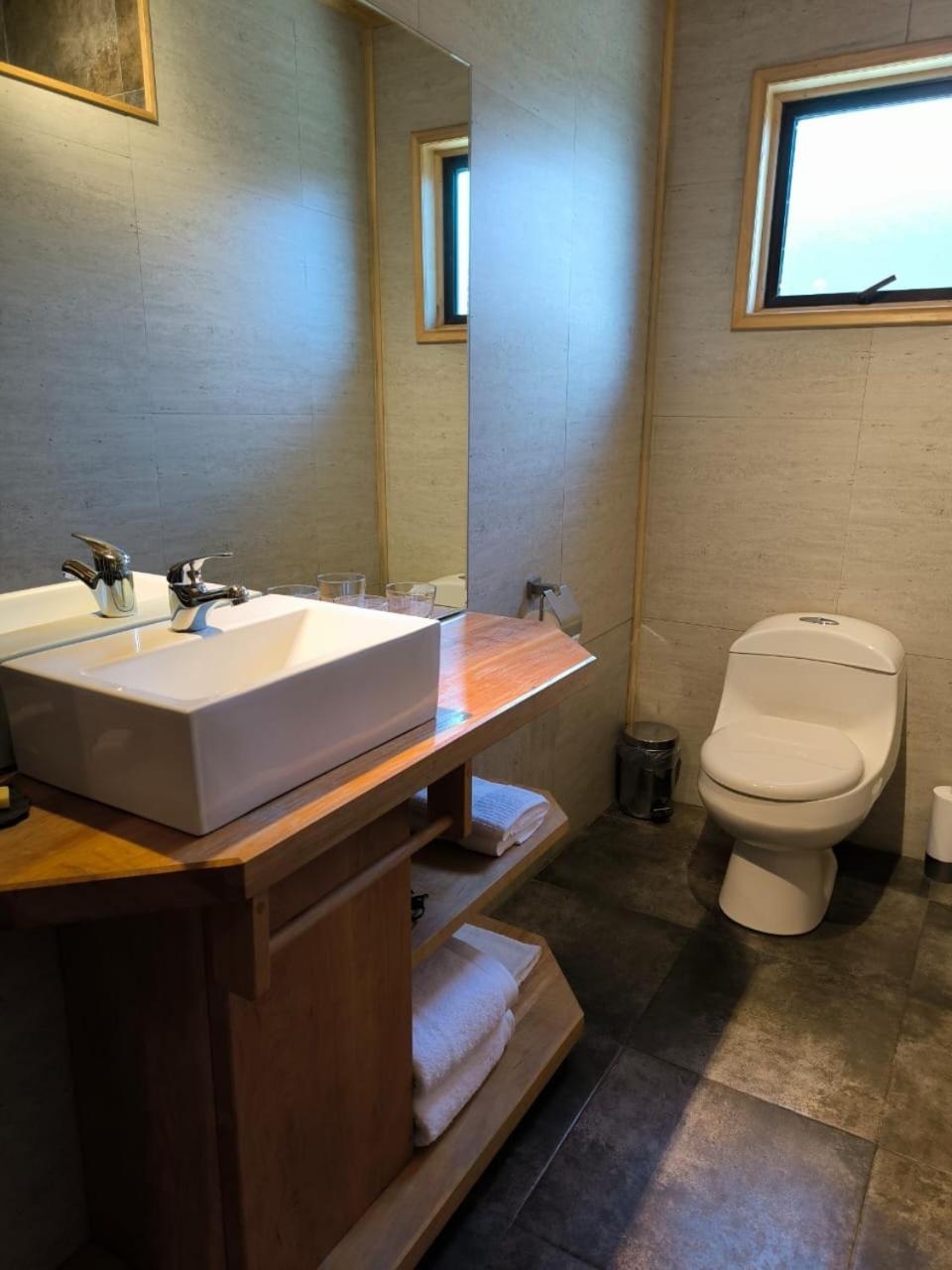 Hotel Ultimo Paraiso Cochrane Bagian luar foto